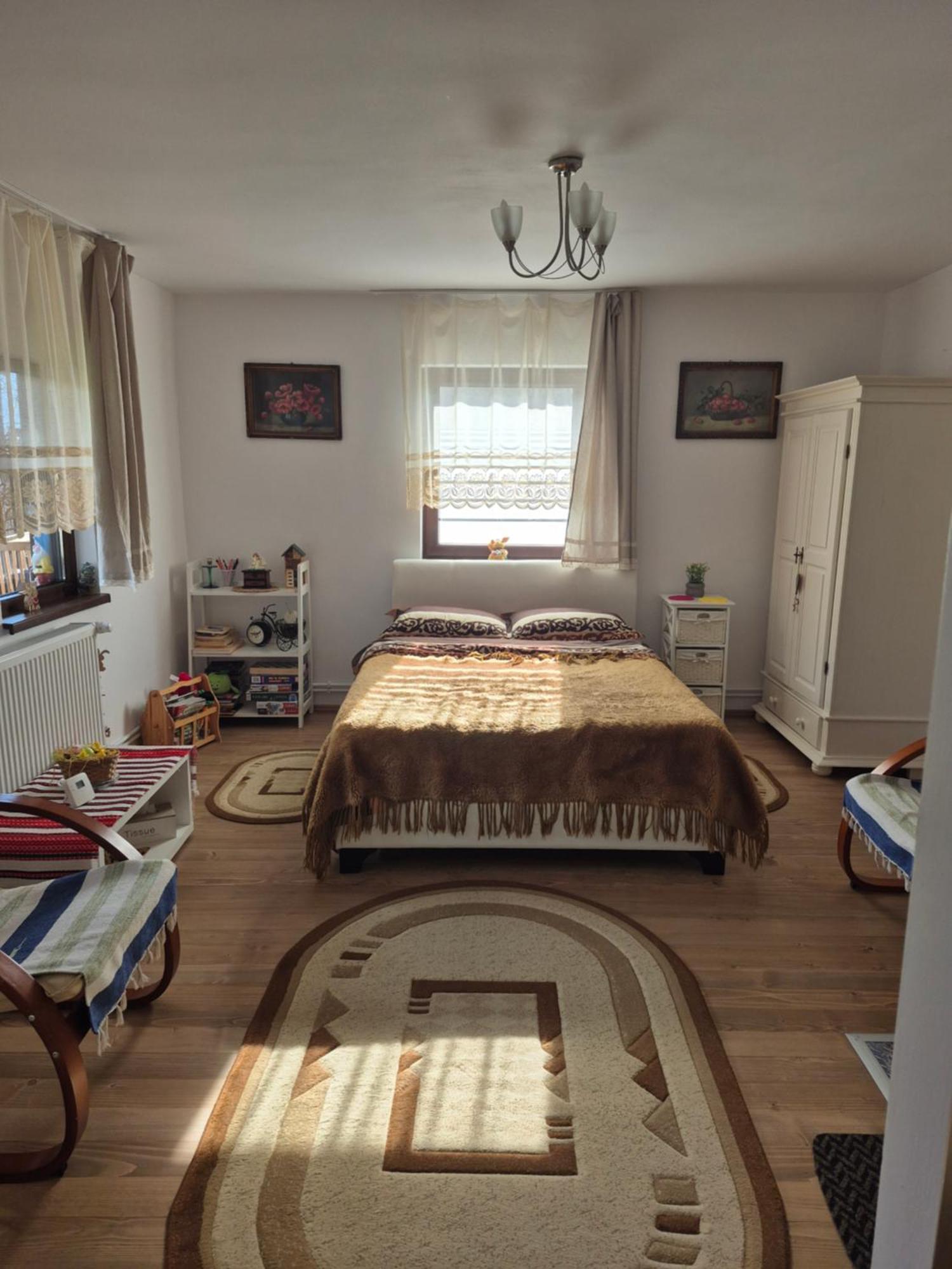 Casa Bunicilor Villa Ciprian Porumbescu Екстериор снимка