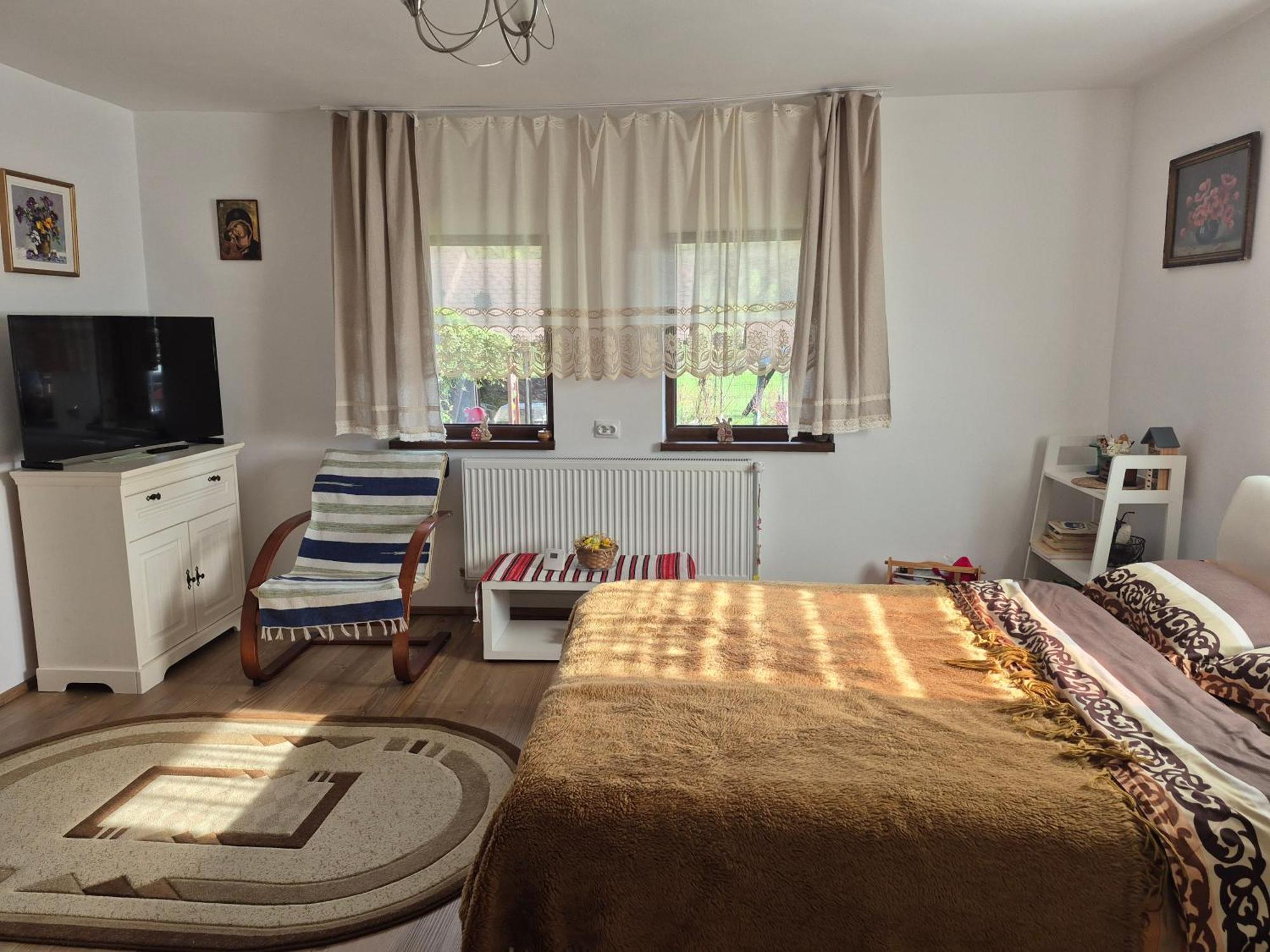 Casa Bunicilor Villa Ciprian Porumbescu Екстериор снимка